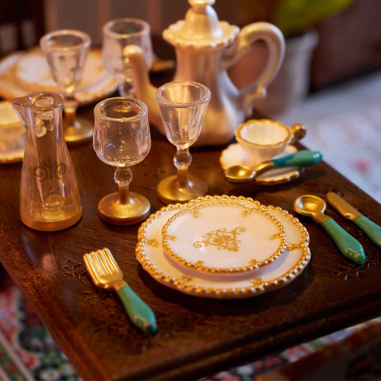 Dinner Party Dining Set
