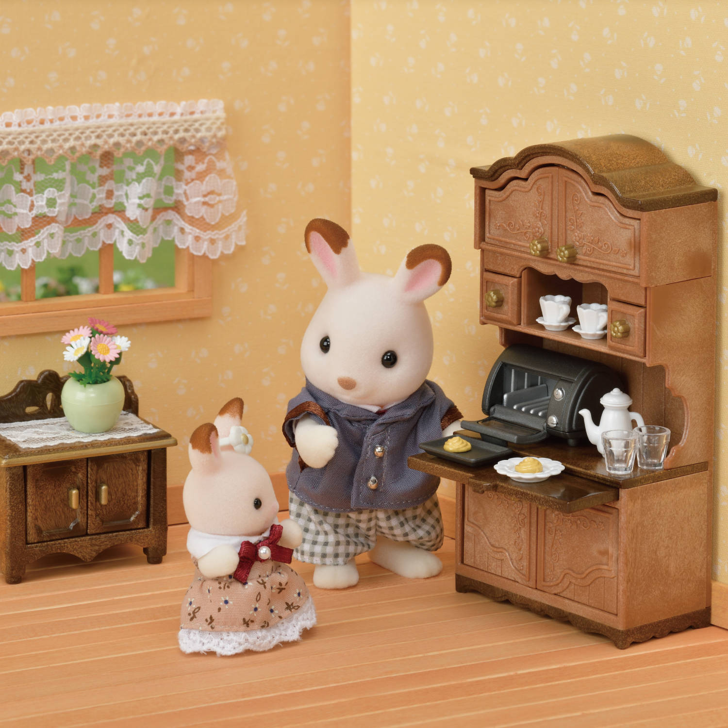 Classic Brown Cupboard Set