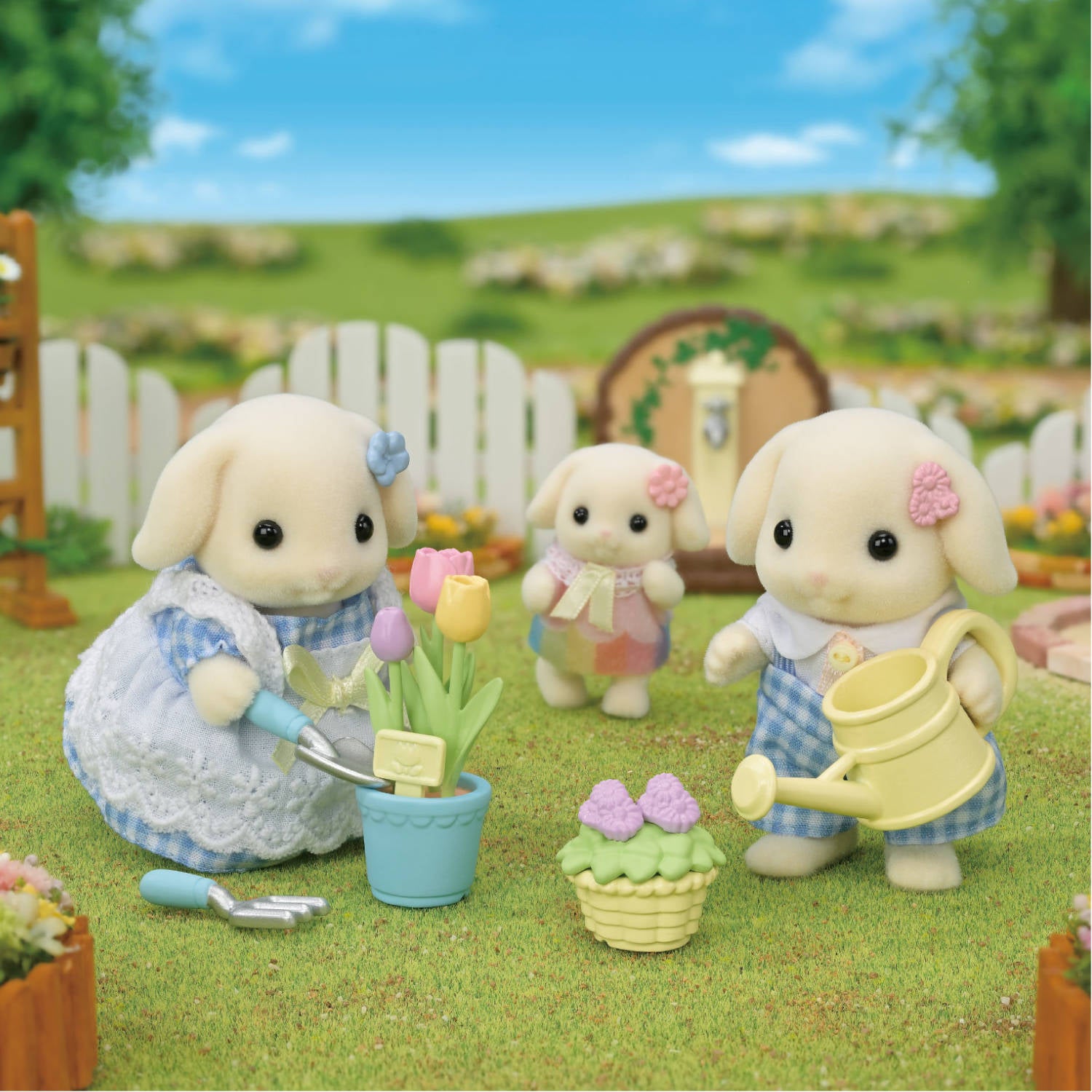Blossom Gardening Set -Flora Rabbit Sister & Brother-