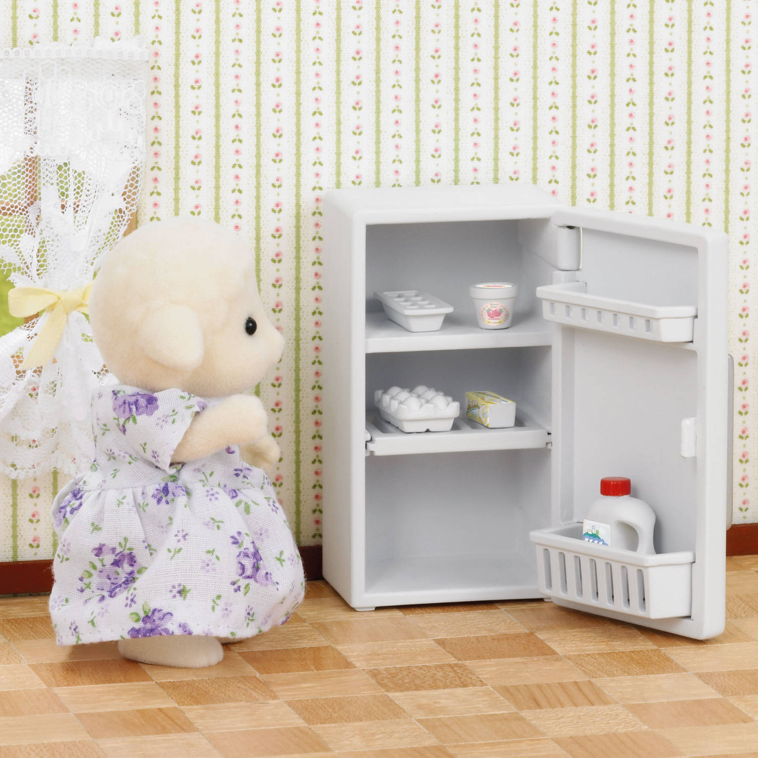 Fridge & Accessories