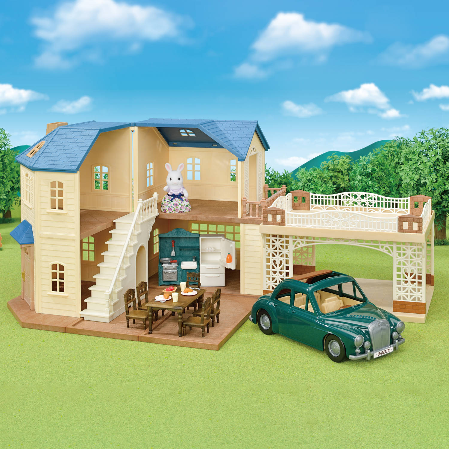 Large House with Carport Gift Set
