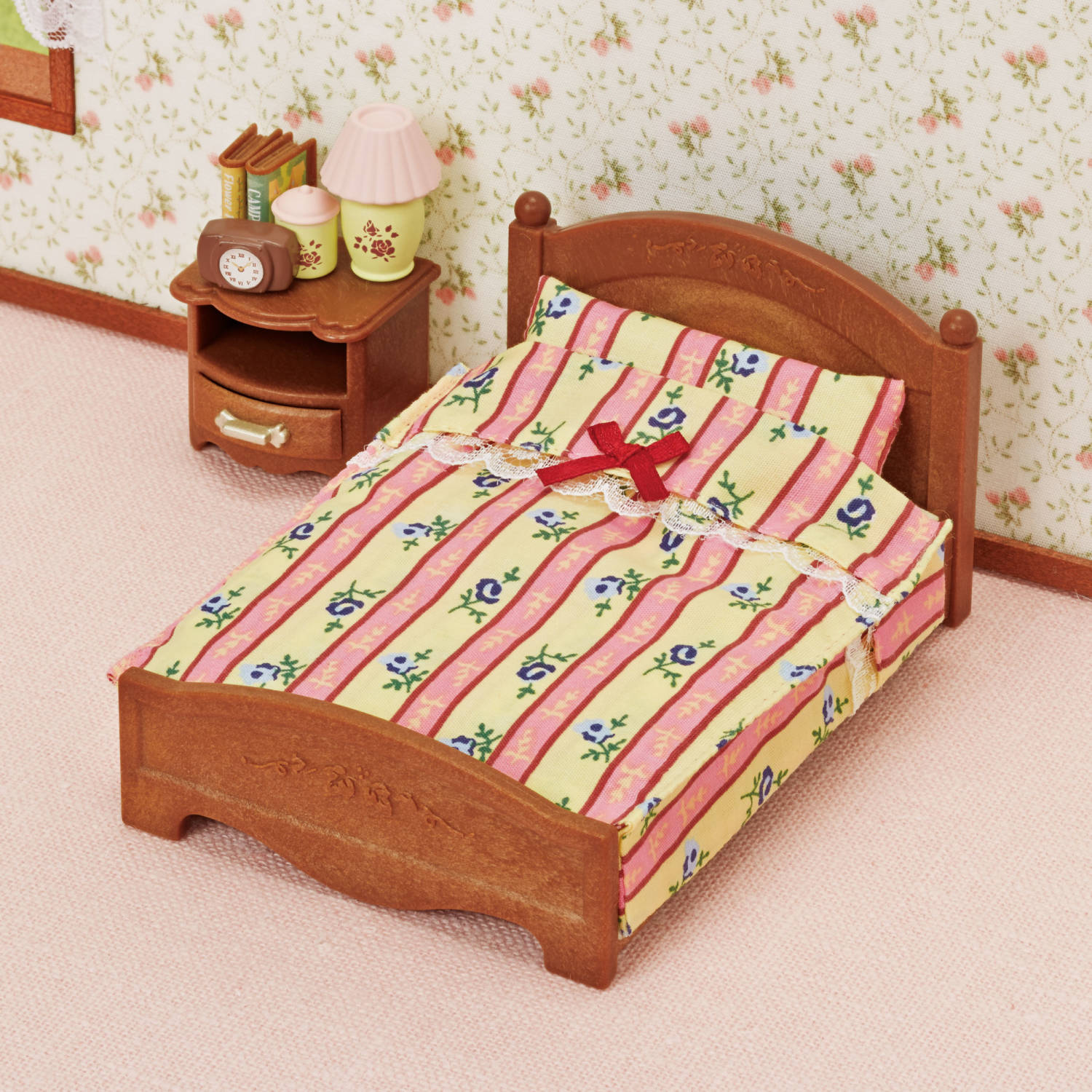 Semi-Double Bed